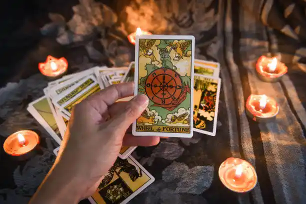 tarot cards Lattingtown